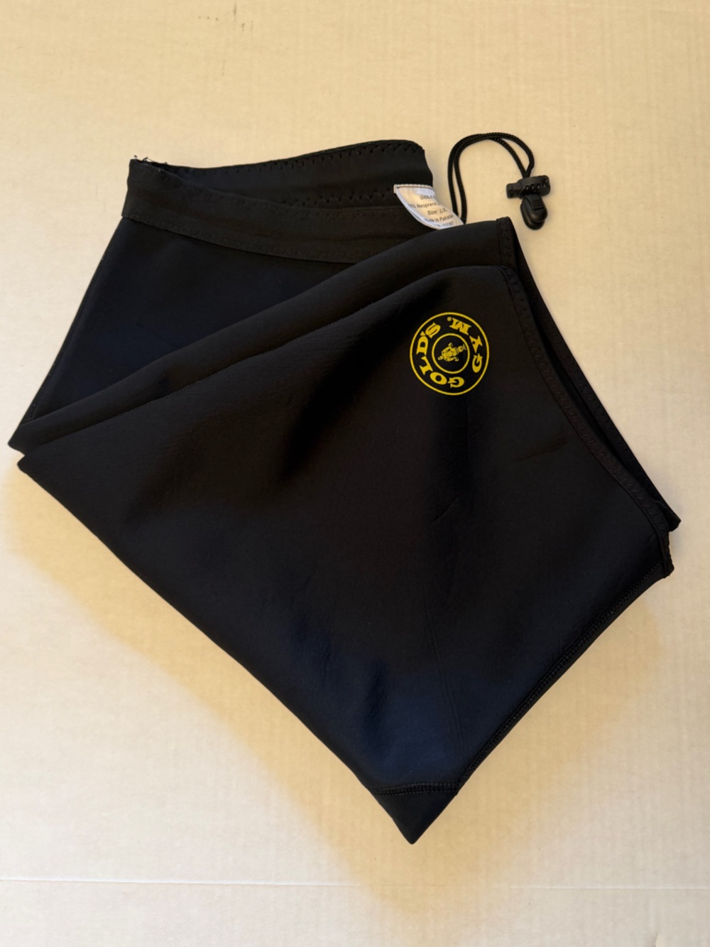 Gold's Gym Black Neoprene Workout Shorts with Yellow Logo Unisex Sz- L/XL.  EE16